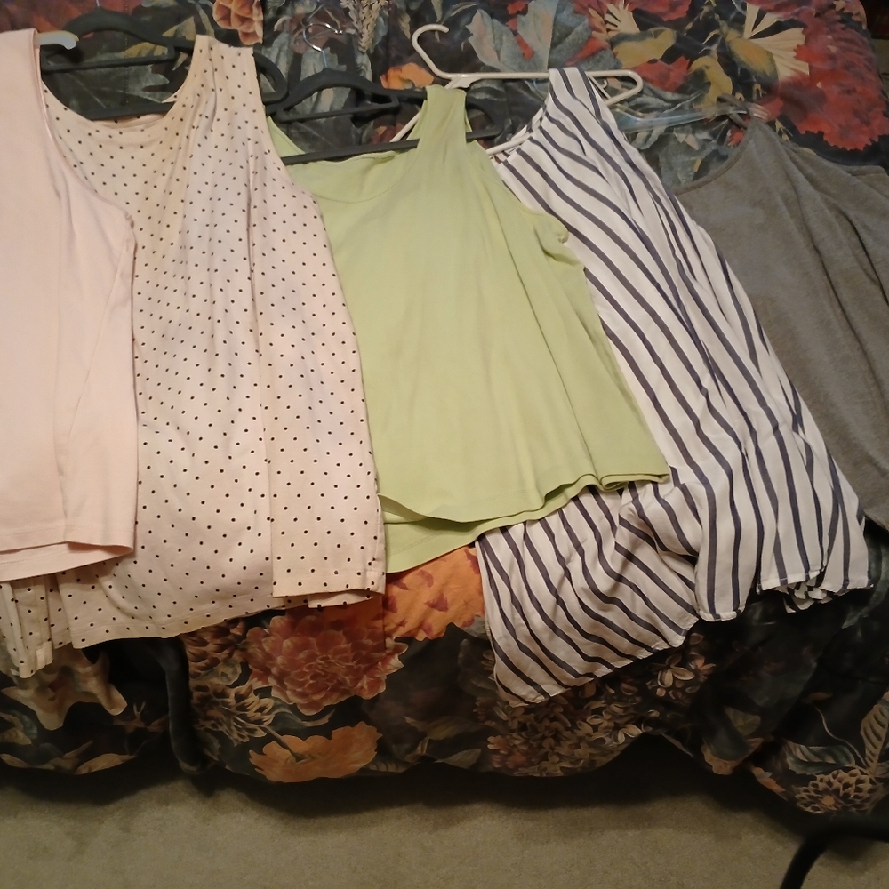 $5 Each Size 3x variety of clothing brand new, Brand Names